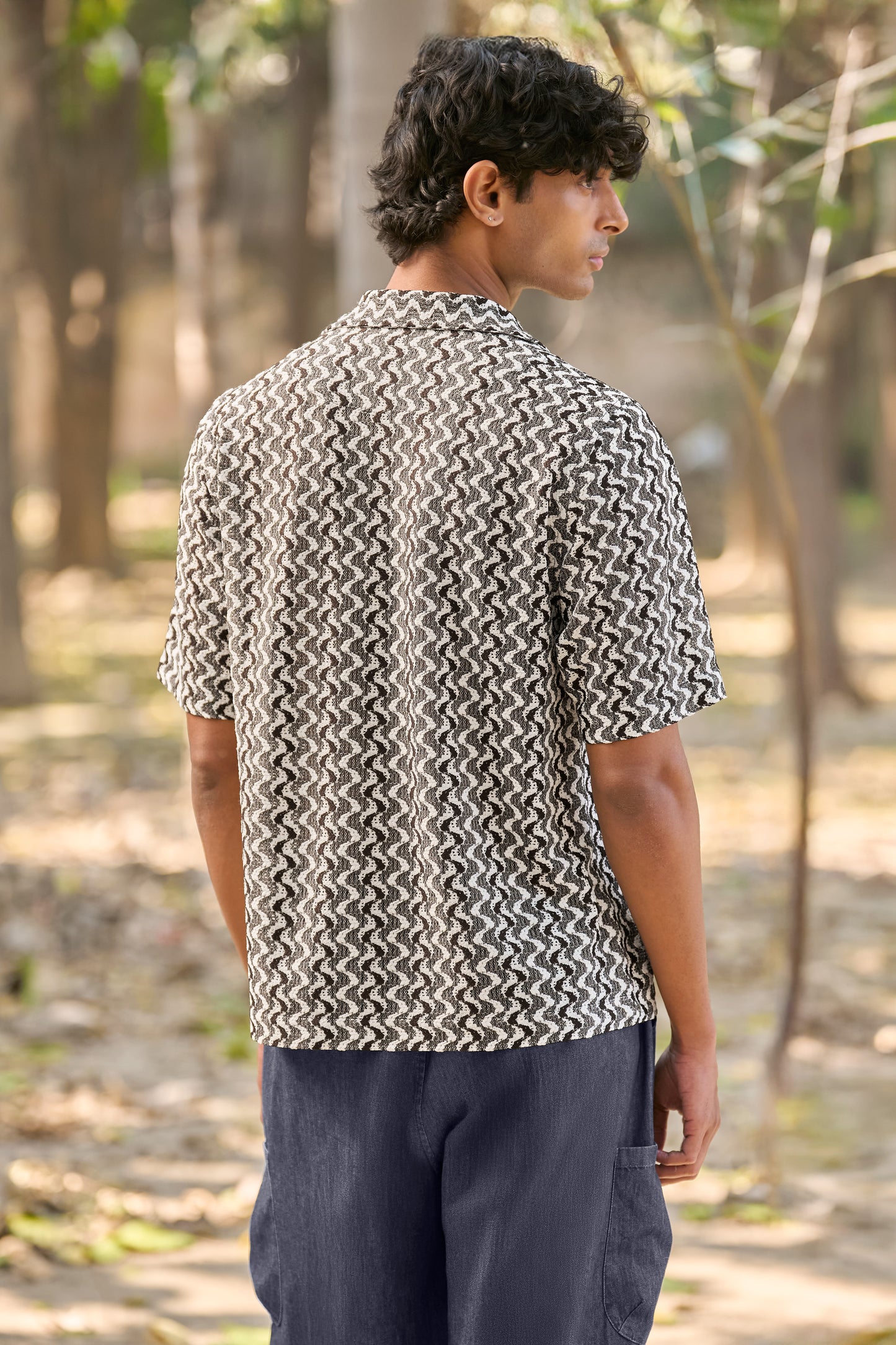 MONOCHROME TEXTURED JACQUARD SHIRT