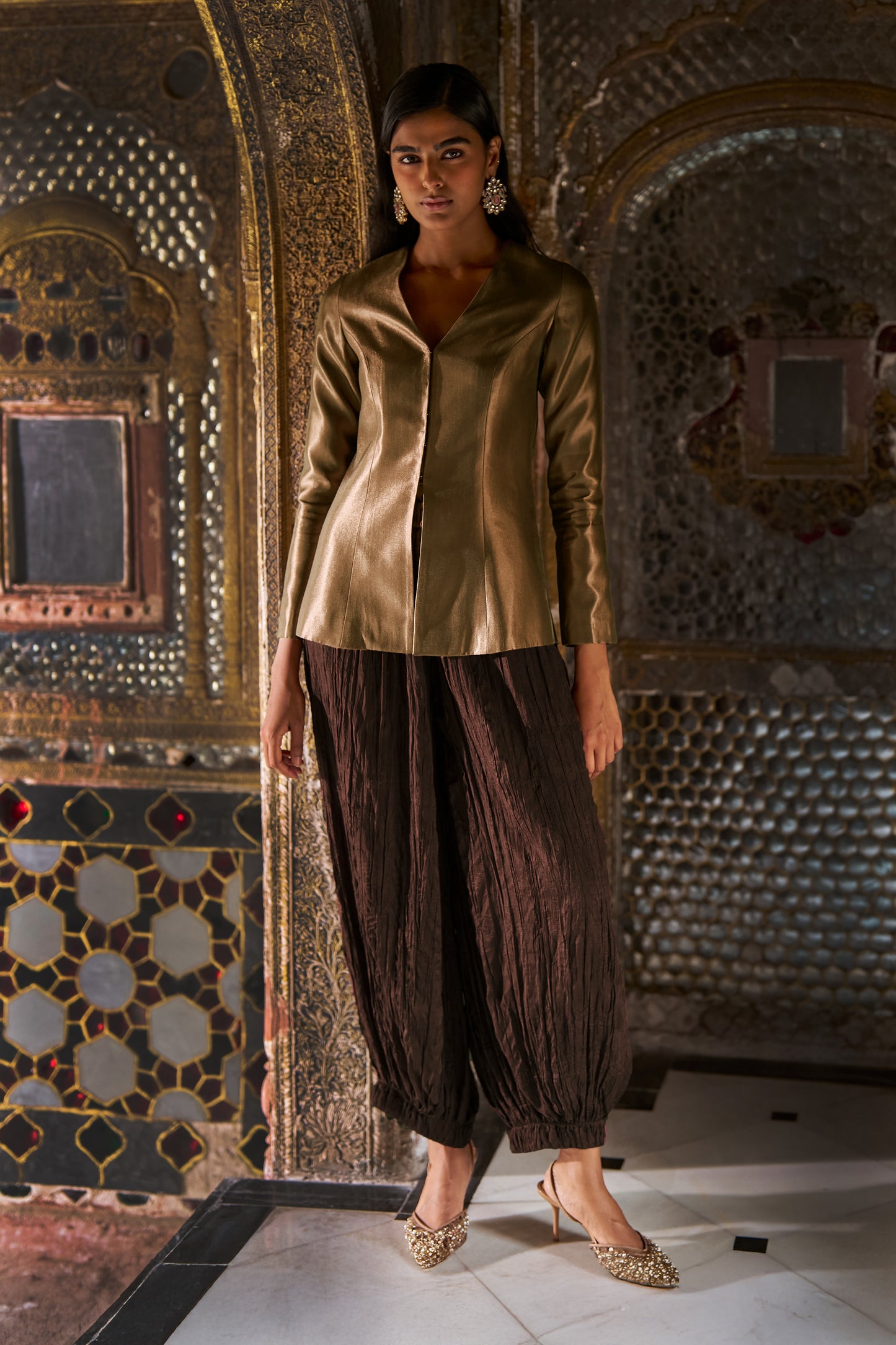 CARAMEL BROCADE PEPLUM TOP