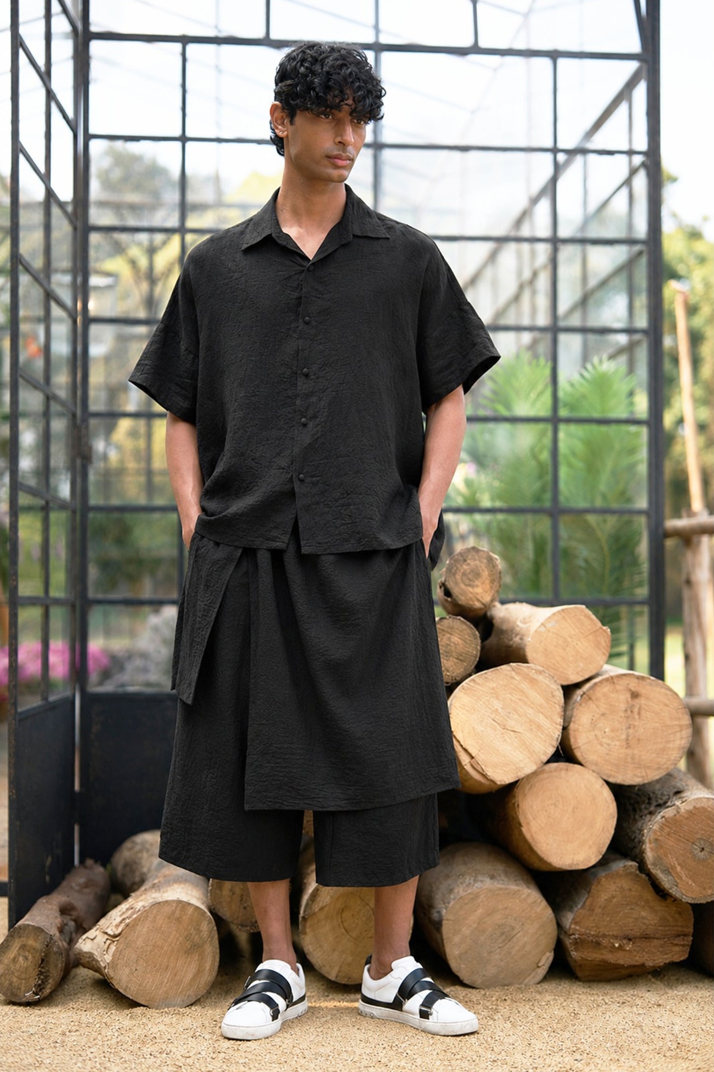 LINEN BOXY SHIRT & DRAPE PANEL CROP PANT