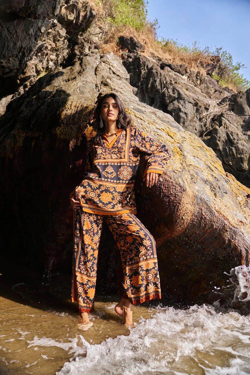 EARTH TONED PRINTED SET - dash and dot