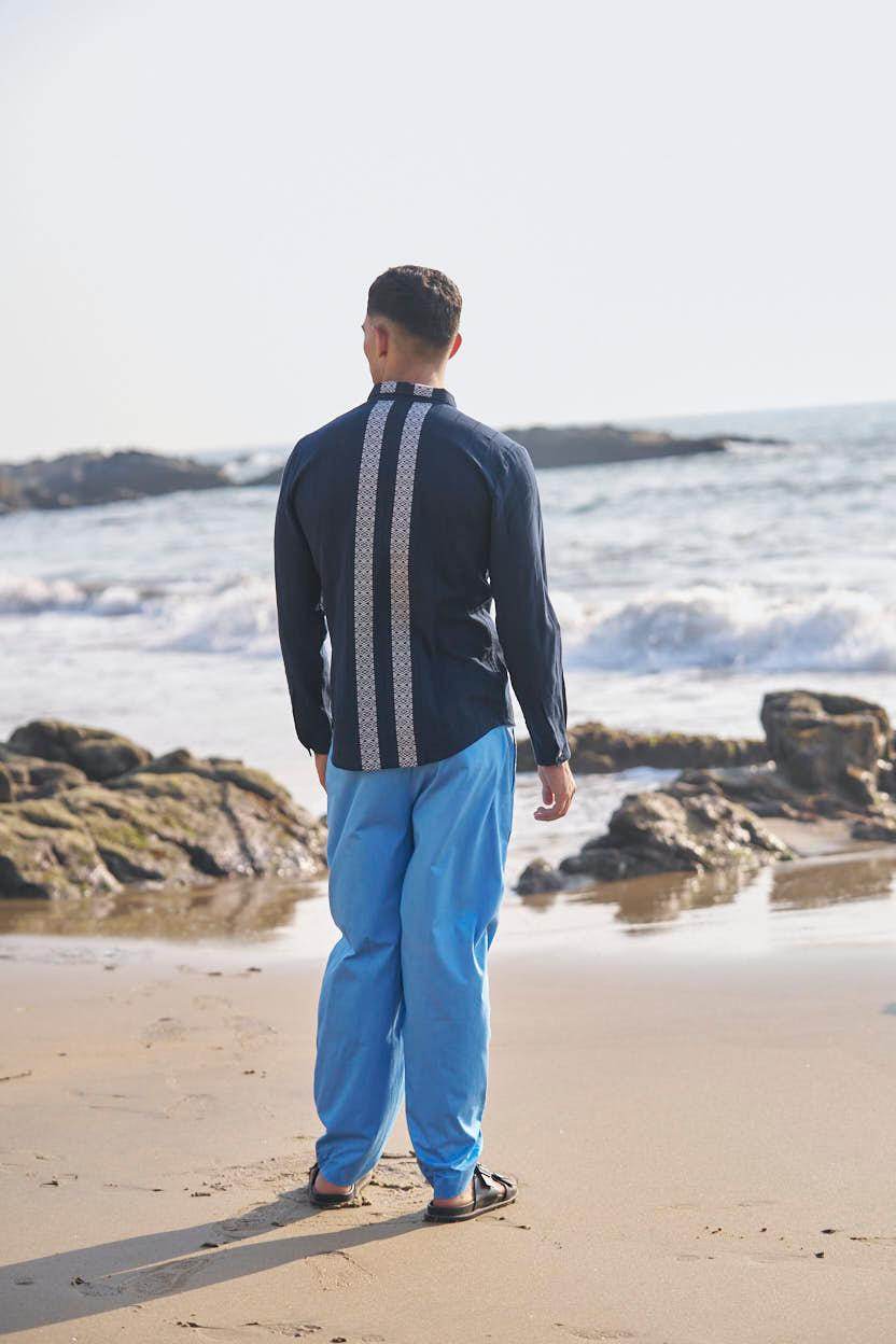 FRONT & BACK BORDER SHIRT - dash and dot