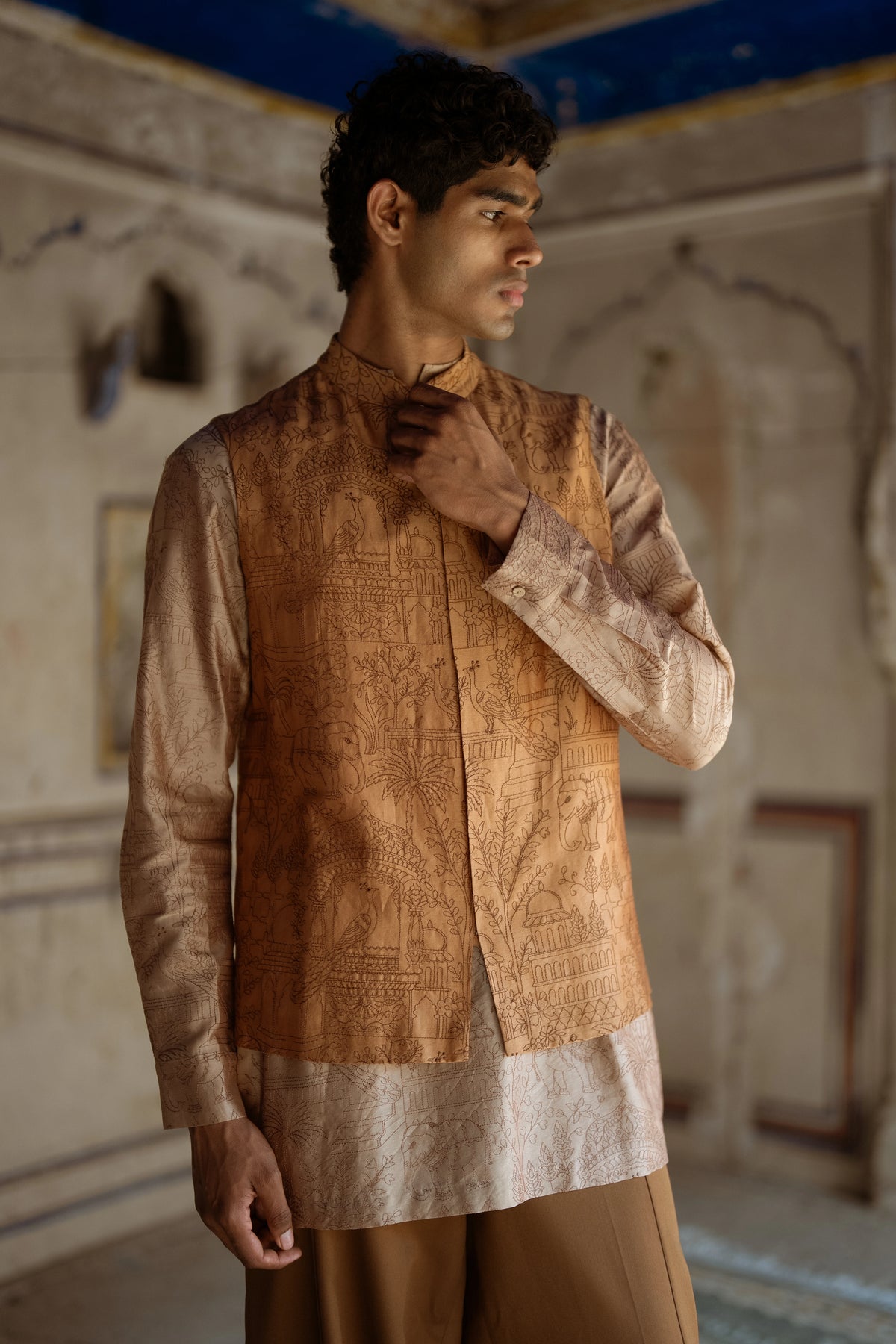 HERITAGE EMBROIDERED LONGLINE KURTA SHIRT & BARREL PANT