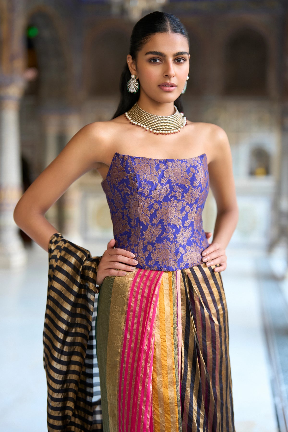 BENARES BROCADE CORSET