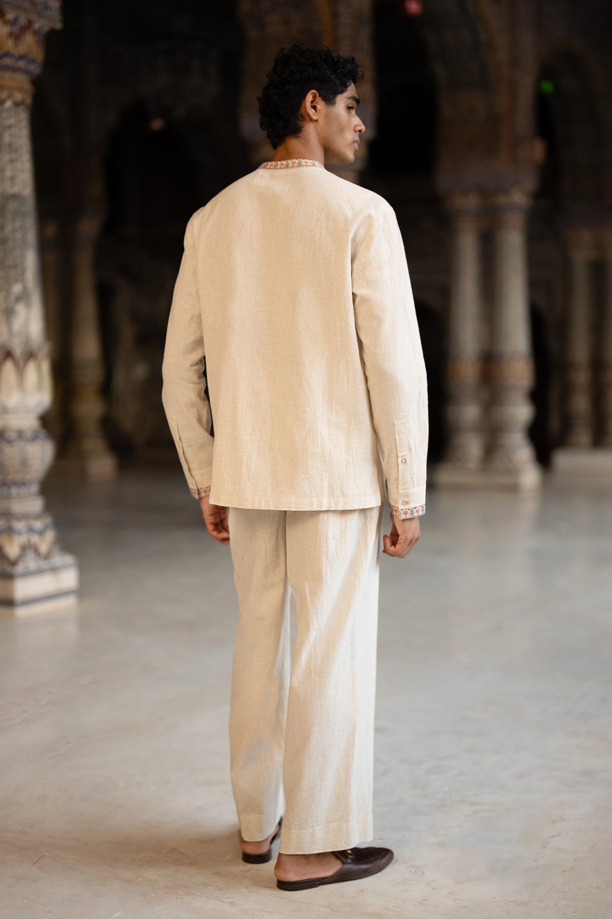 Aari Embroidered Linen Bandi, Shirt & Pant