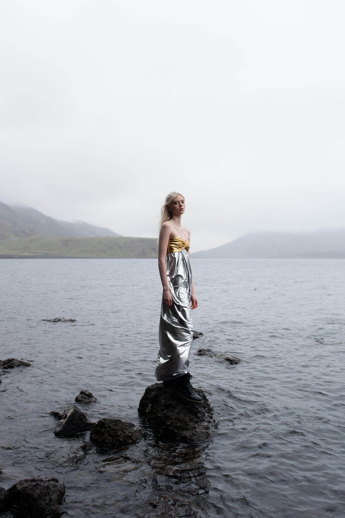 METALLIC BLOCK DRESS - dash and dot