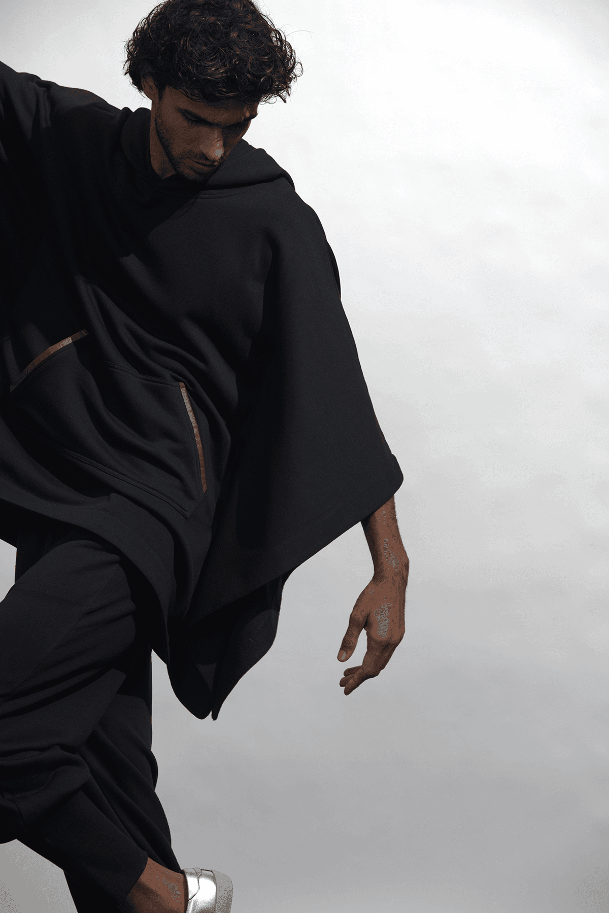 PONCHO HOODIE - dash and dot