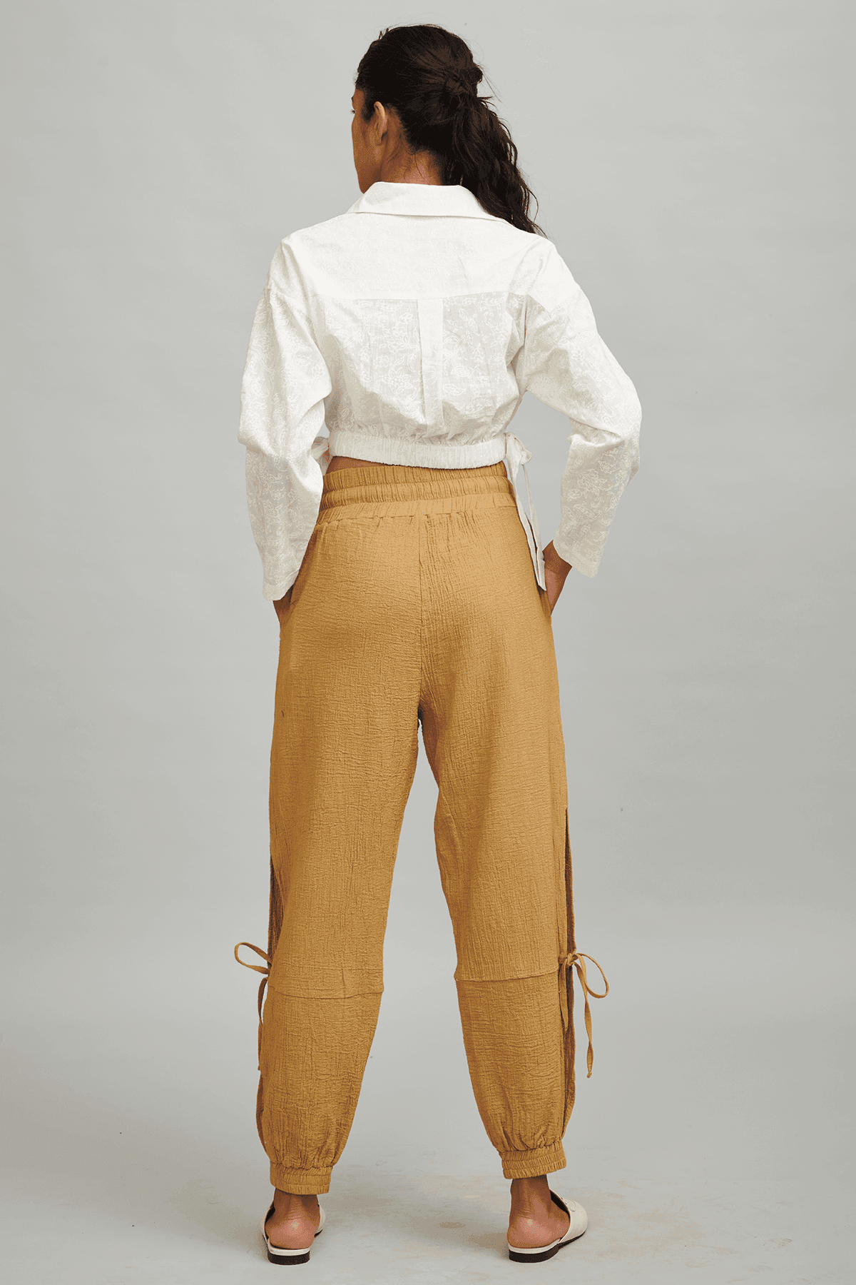 ALL WHITE CROP SHIRT - dash and dot