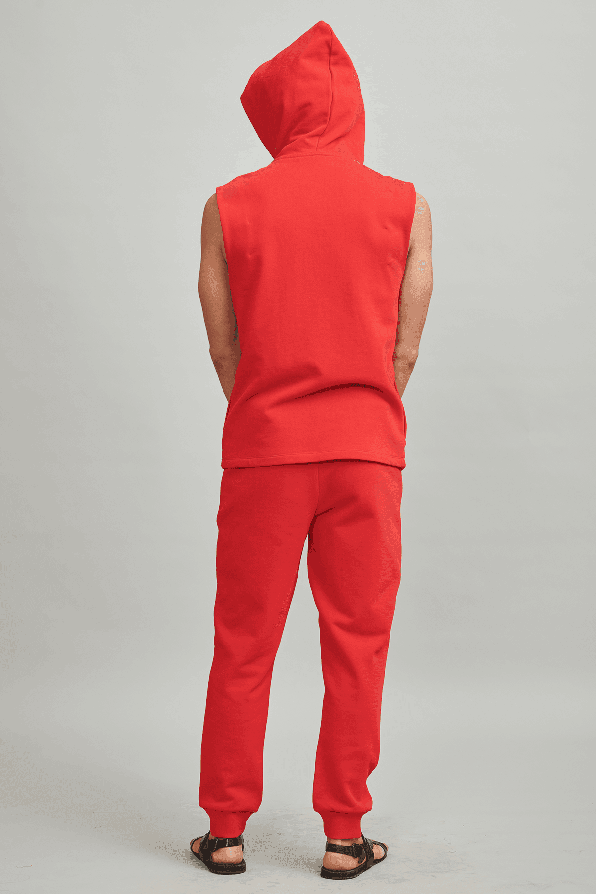 SLEEVELESS CROSS ZIP HOODIE JOGGER PANT SET - dash and dot