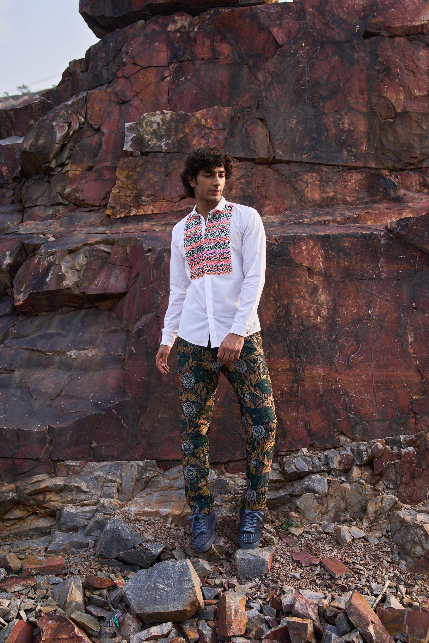 SHOELACE SHIRT - dash and dot