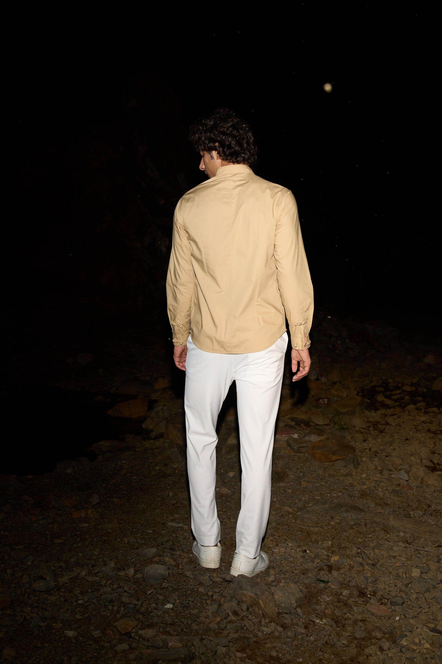 TWISTED BUTTON SHIRT - dash and dot