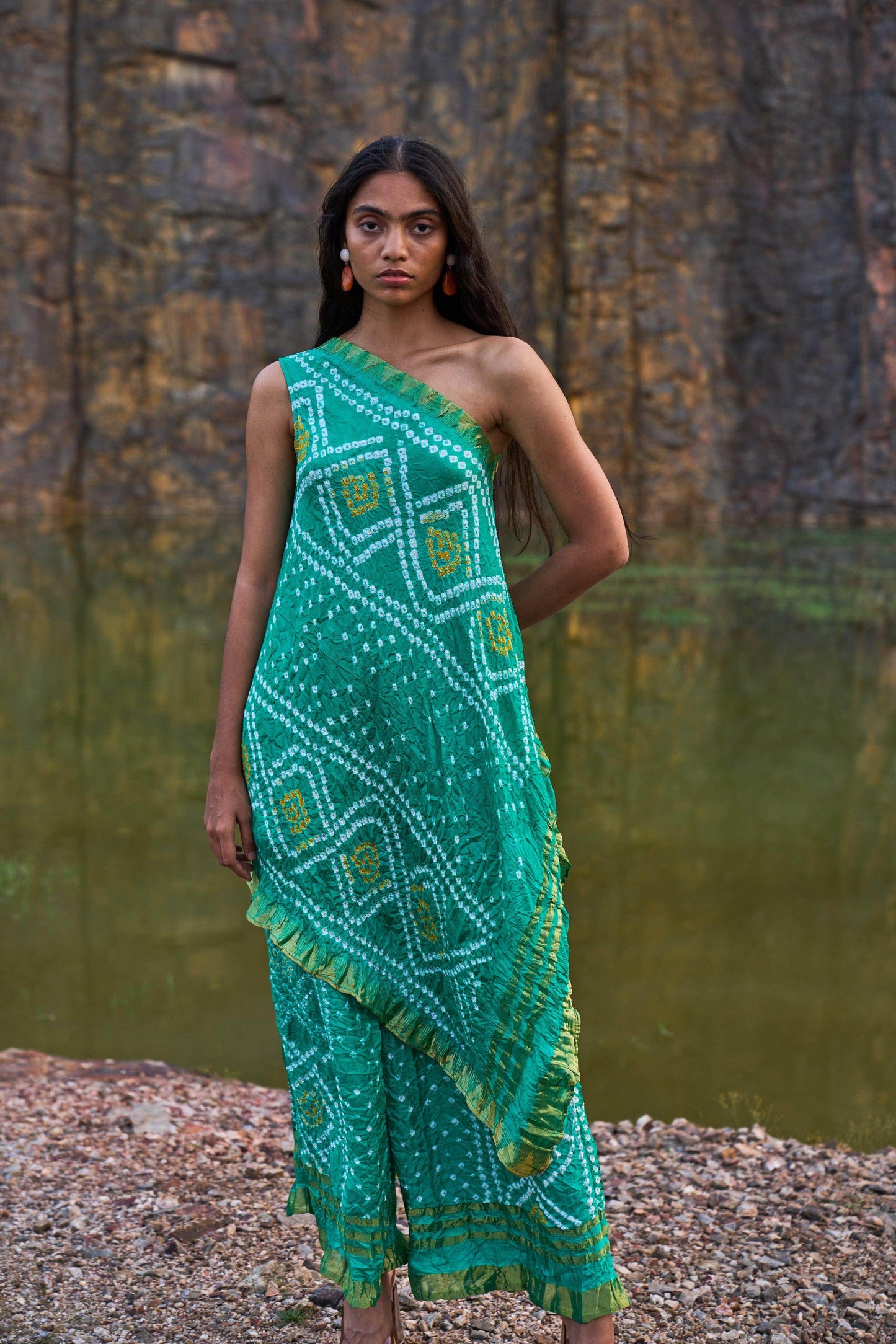 ONE SHOULDER BANDHANI TOP - dash and dot