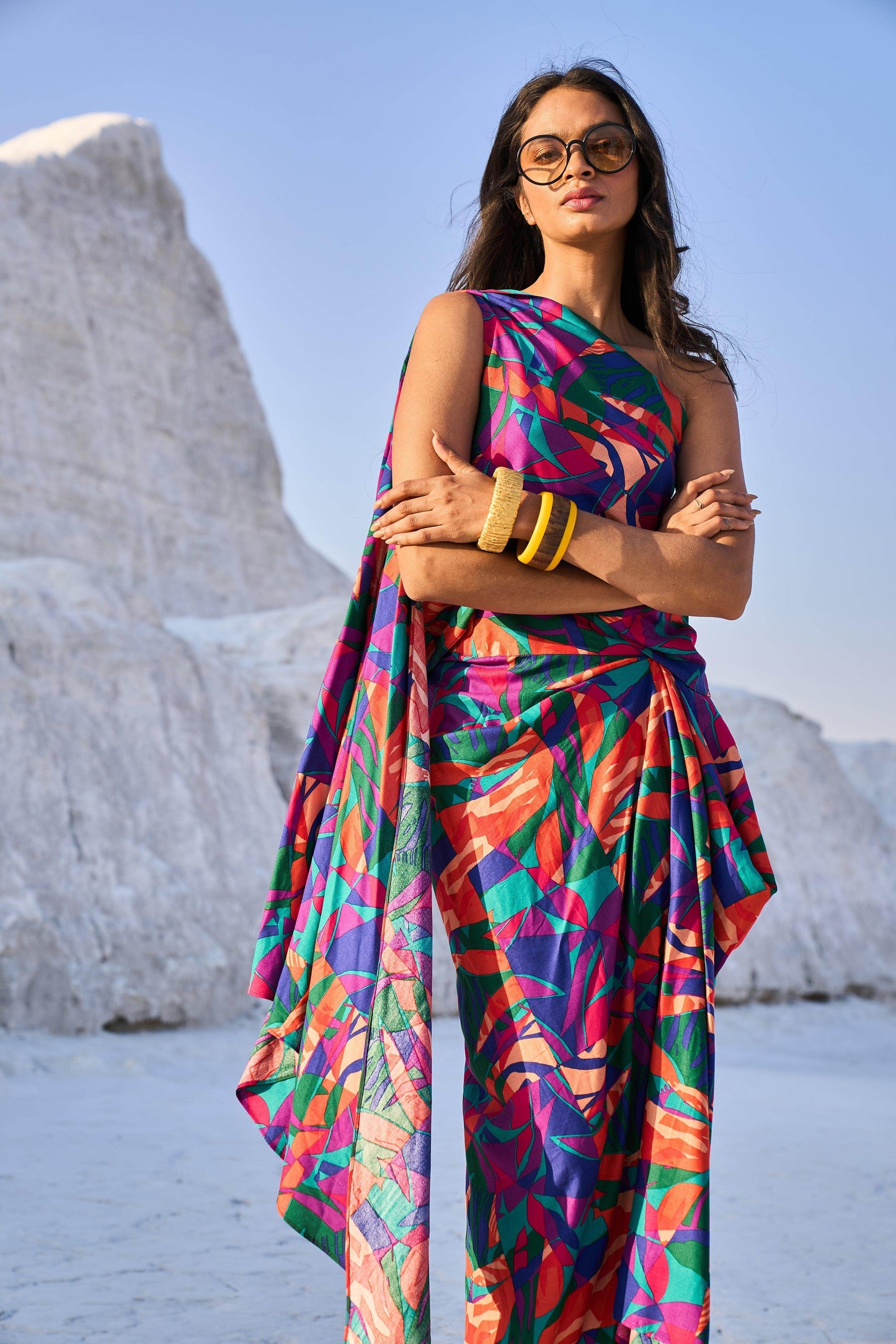 ABSTRACT PRINTED DRAPE TOP - dash and dot