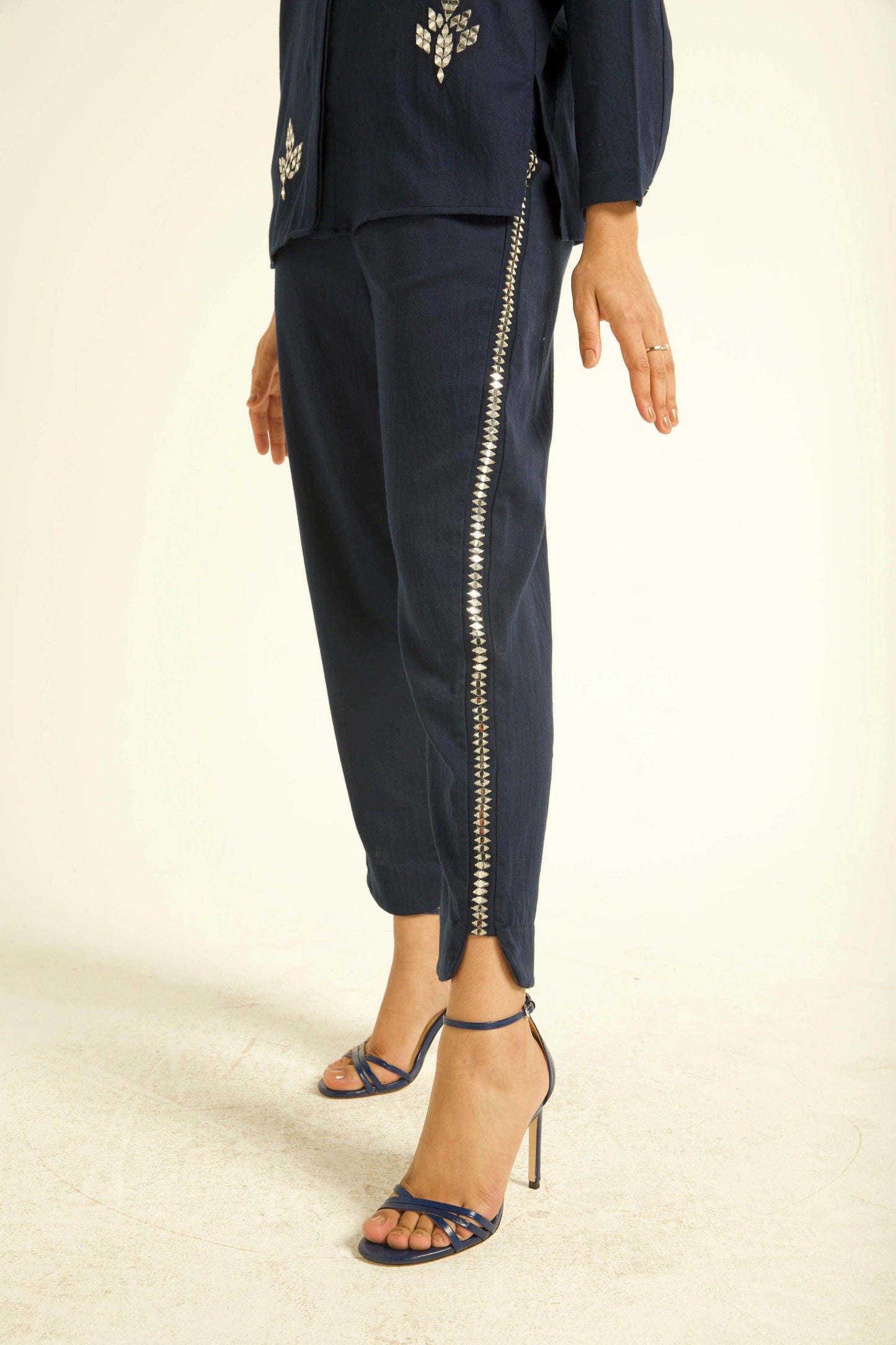 MIRROR EMBROIDERED PANT - dash and dot