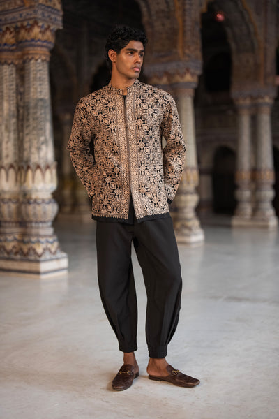 AARI STITCH EMBROIDERED SHIRT & BOX PLEATED PANT