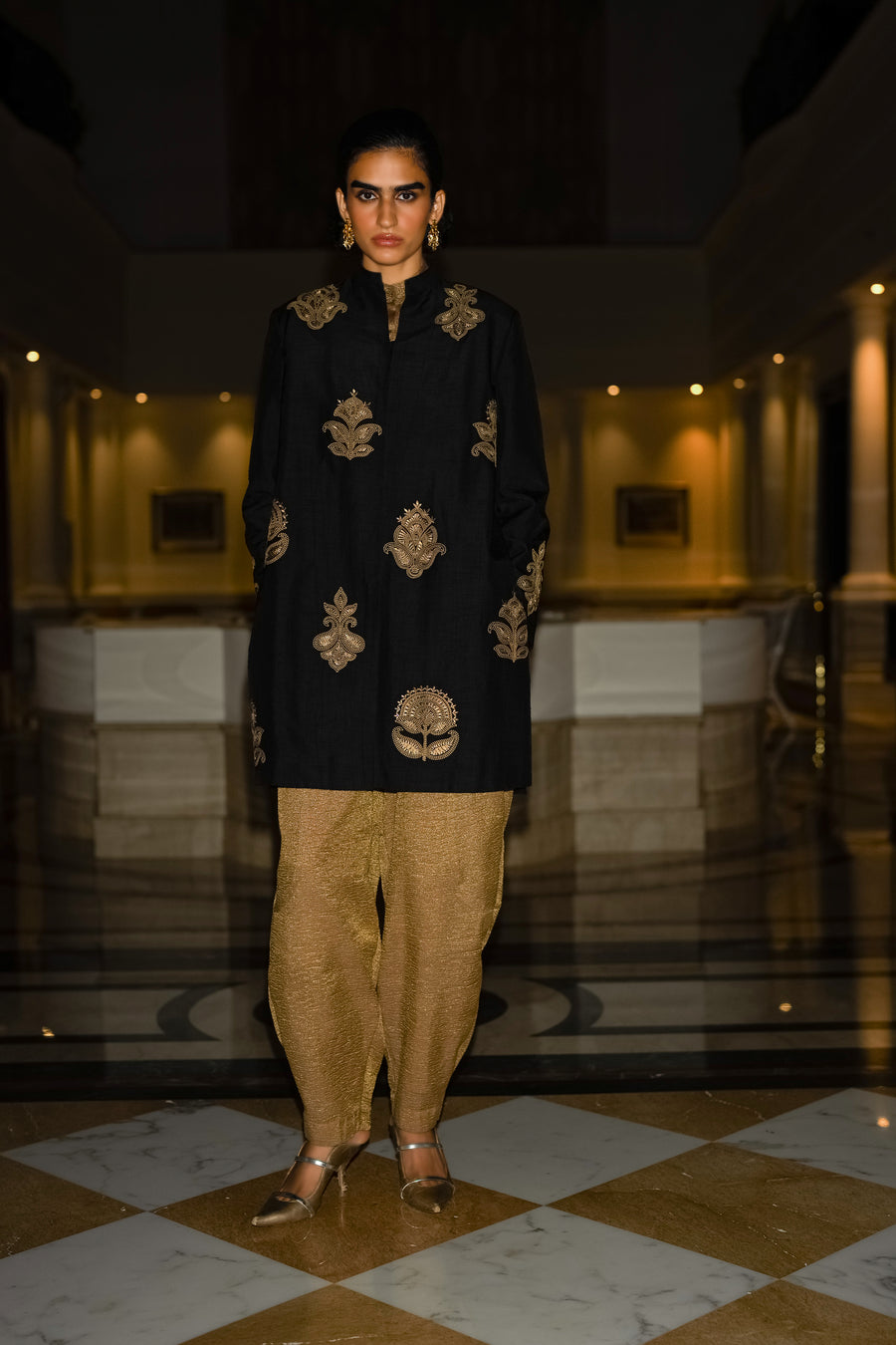 MOTIF EMBROIDERED TEXTURED JACKET, BENARES TISSUE METALLIC SHIRT & CRINKLED PANT