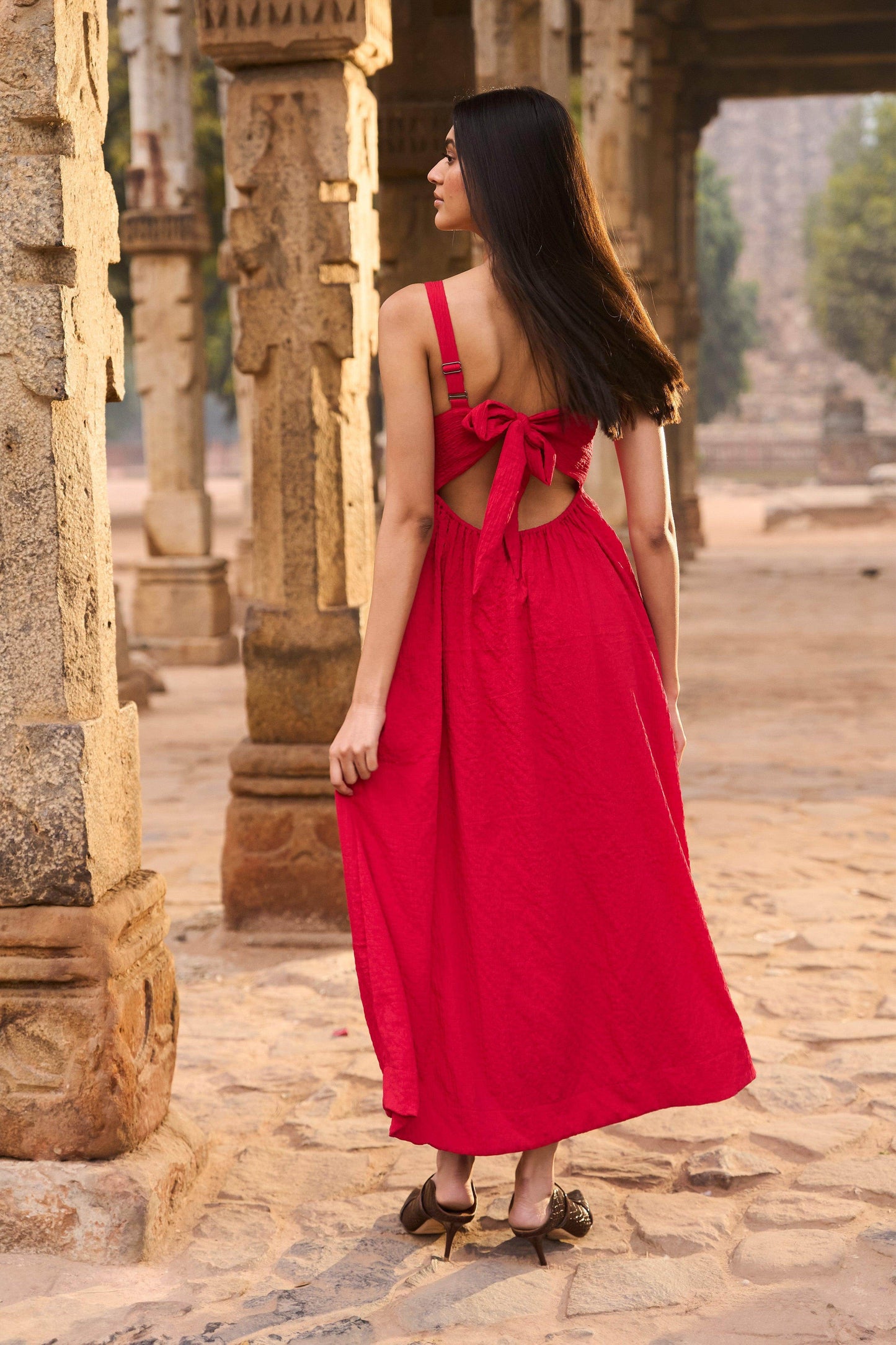 RED TEXTURED MIDI - dash and dot