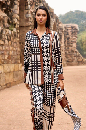 SIGNATURE PRINT SHIRT - dash and dot
