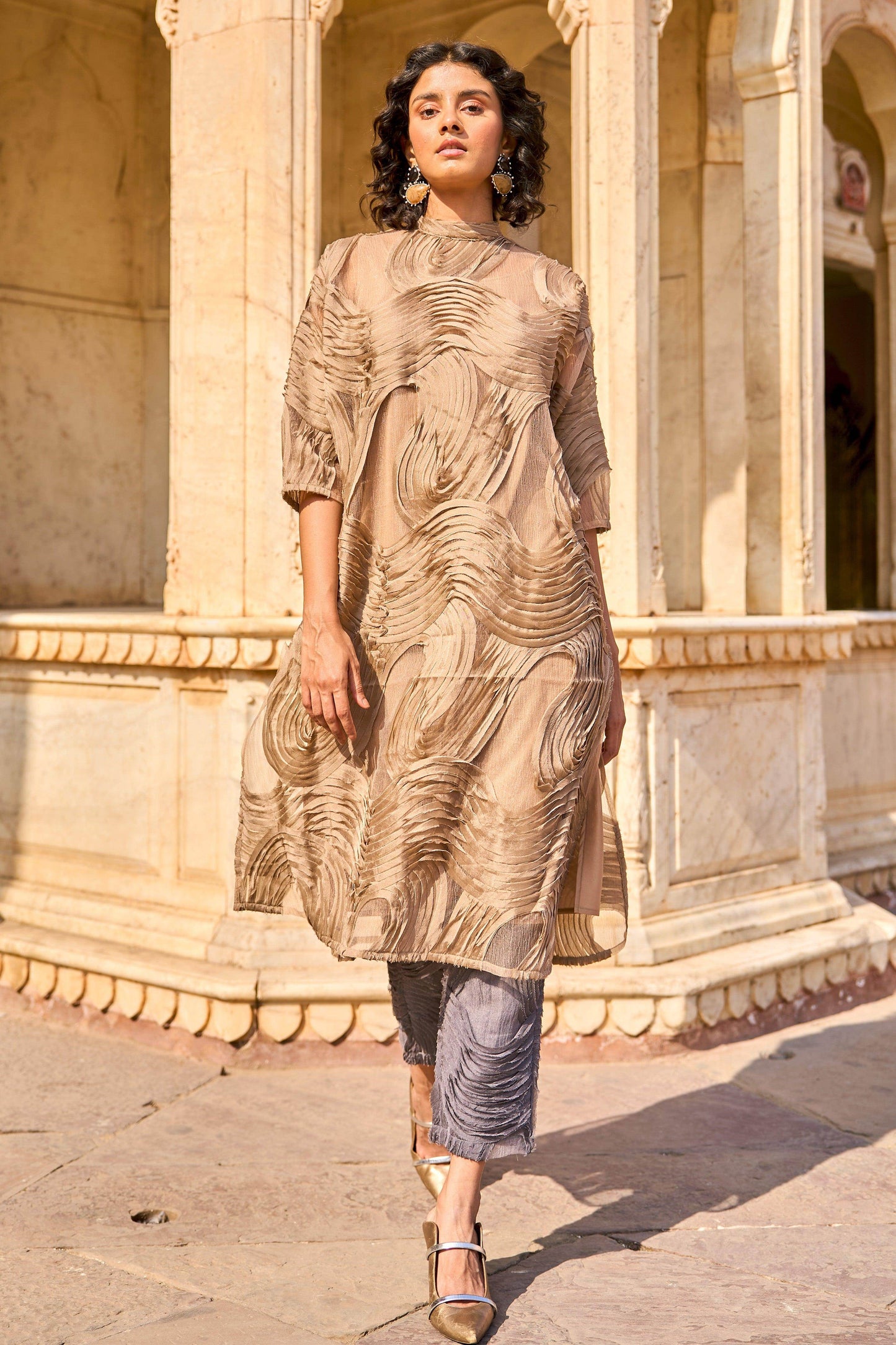 ABSTRACT APPLIQUÉ TUNIC - dash and dot