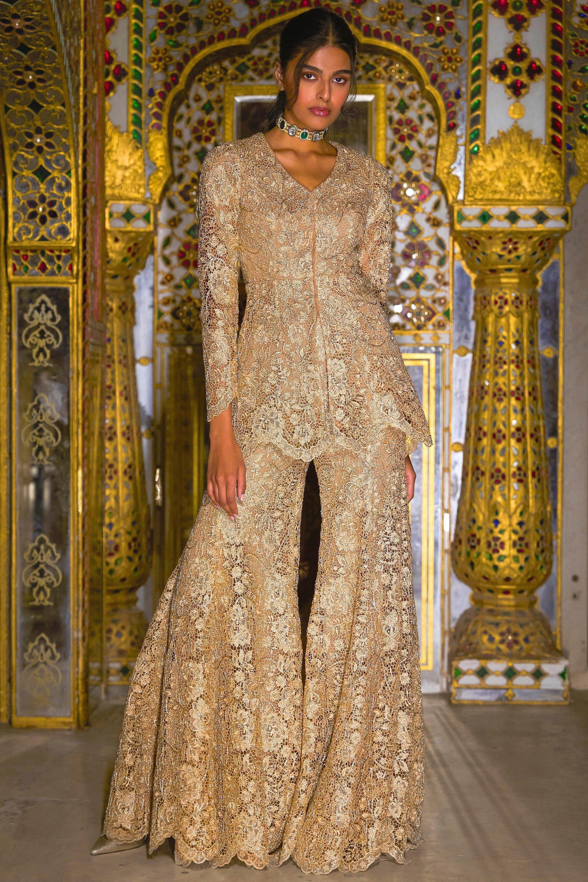 EMBROIDERED LACE PEPLUM SET - dash and dot