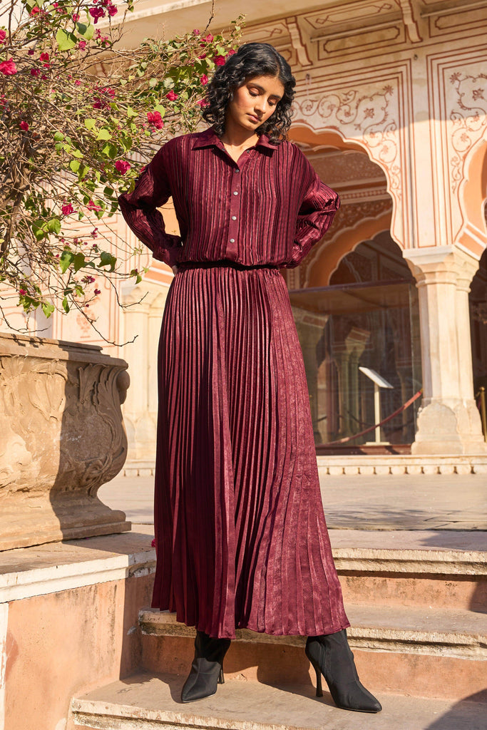 BURGUNDY PLEATED SKIRT - dash and dot dash and dot