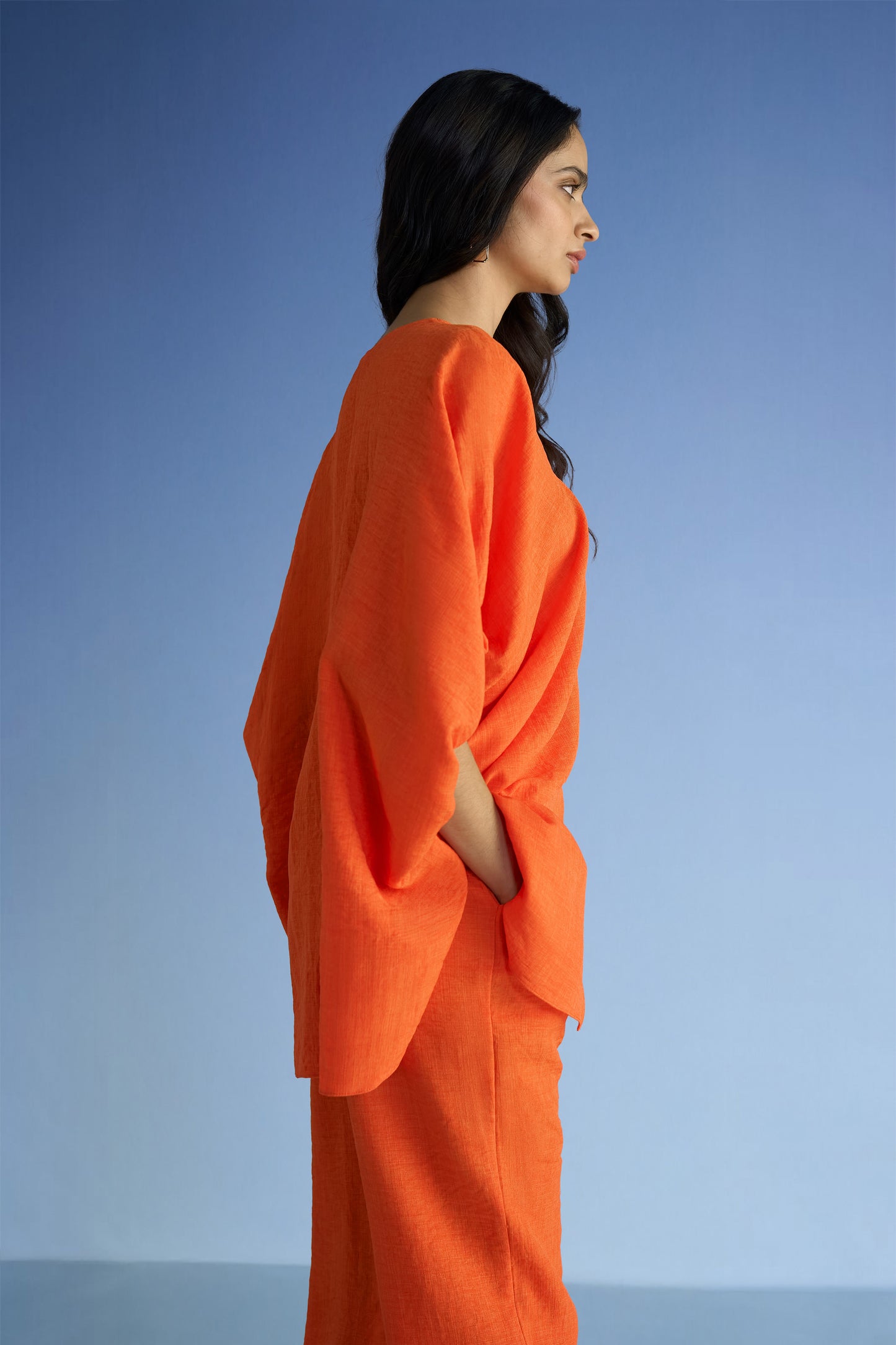 LINEN-TEXTURED LONGLINE BOXY FIT TOP