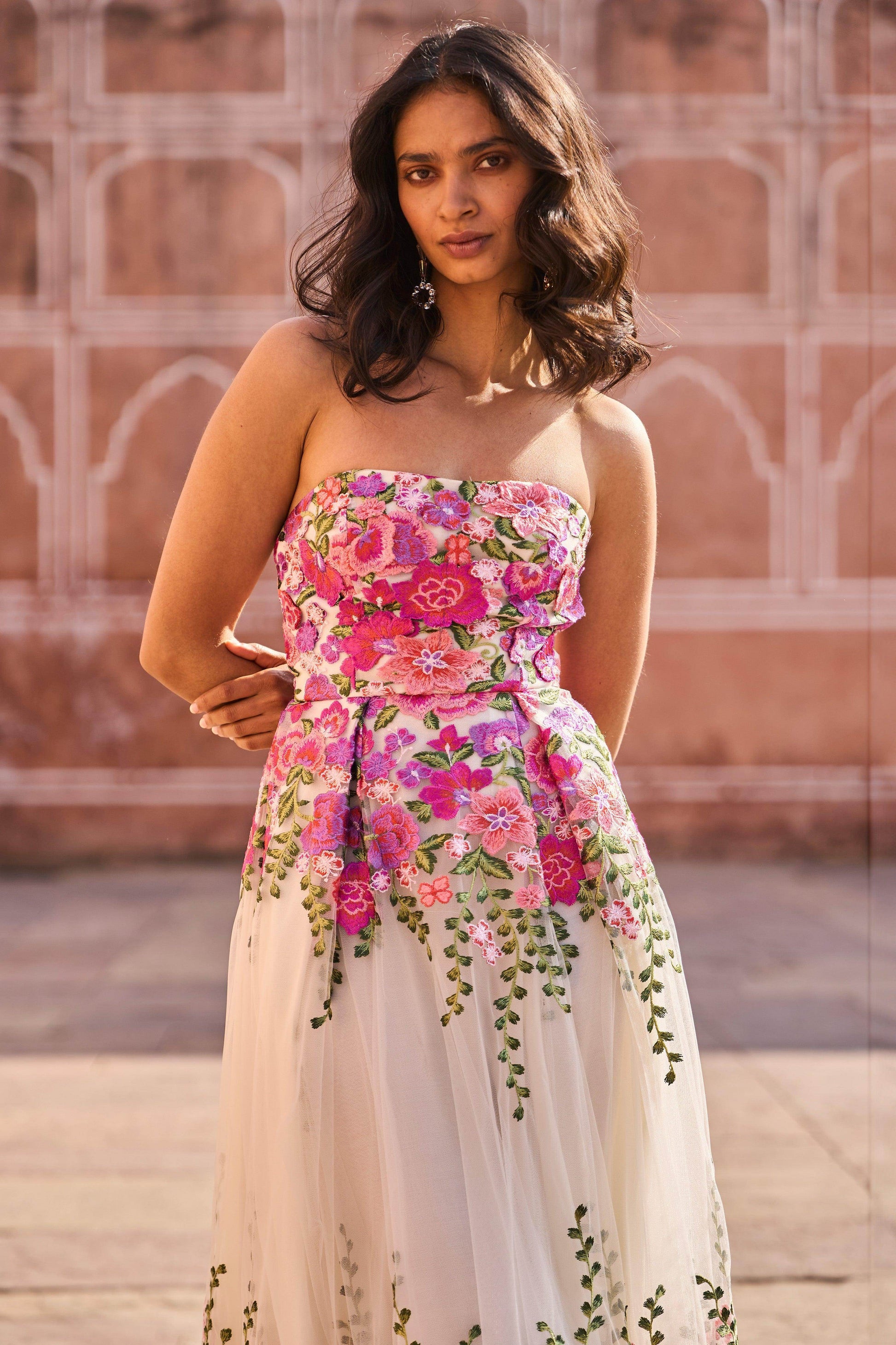 3D FLORAL GOWN - dash and dot