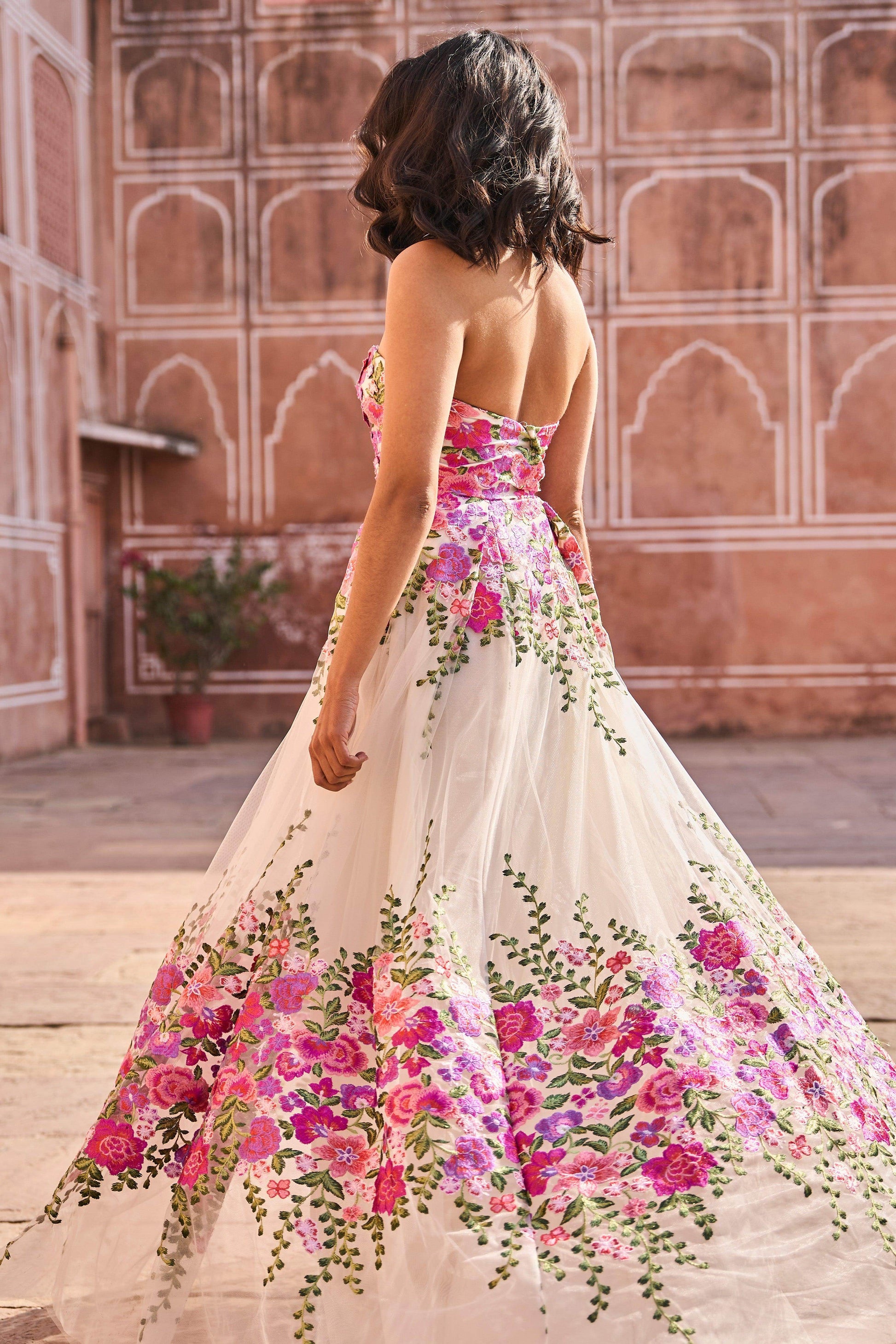 3D FLORAL GOWN - dash and dot