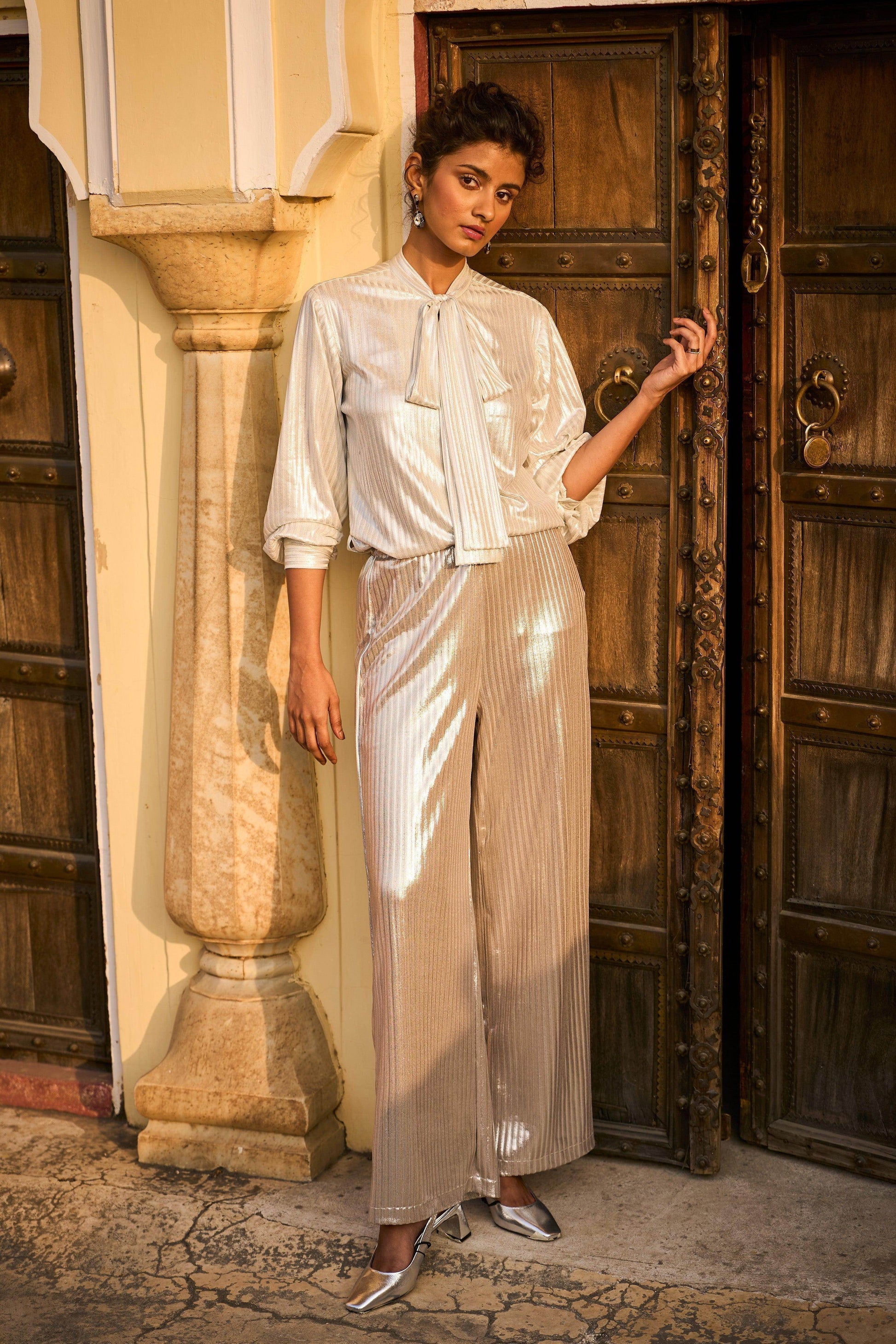 TEXTURED LAMÉ PANT SET - dash and dot