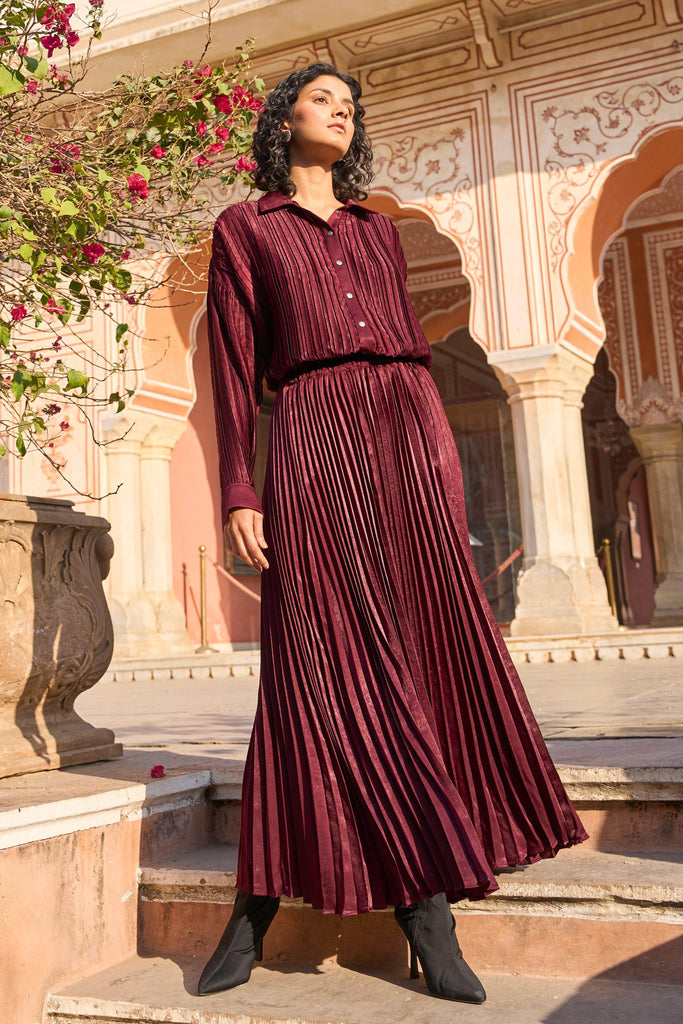 BURGUNDY PLEATED SKIRT - dash and dot dash and dot