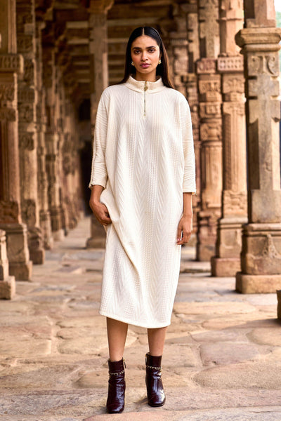 IVORY KNIT MIDI - dash and dot