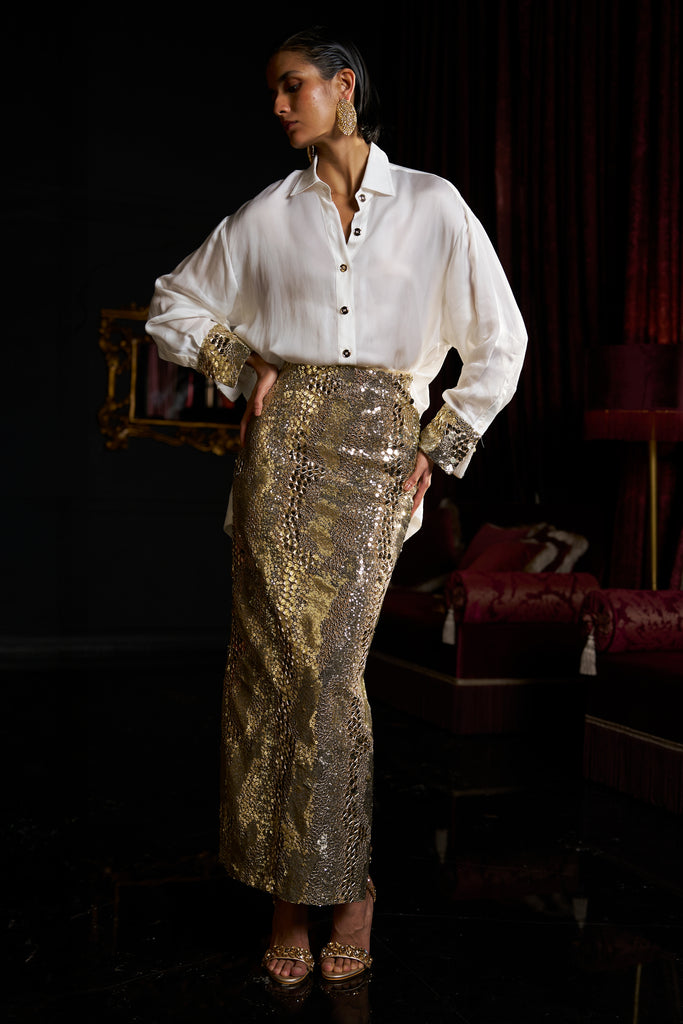 BOXY SHIRT WITH EMBROIDERED CUFFS dash and dot