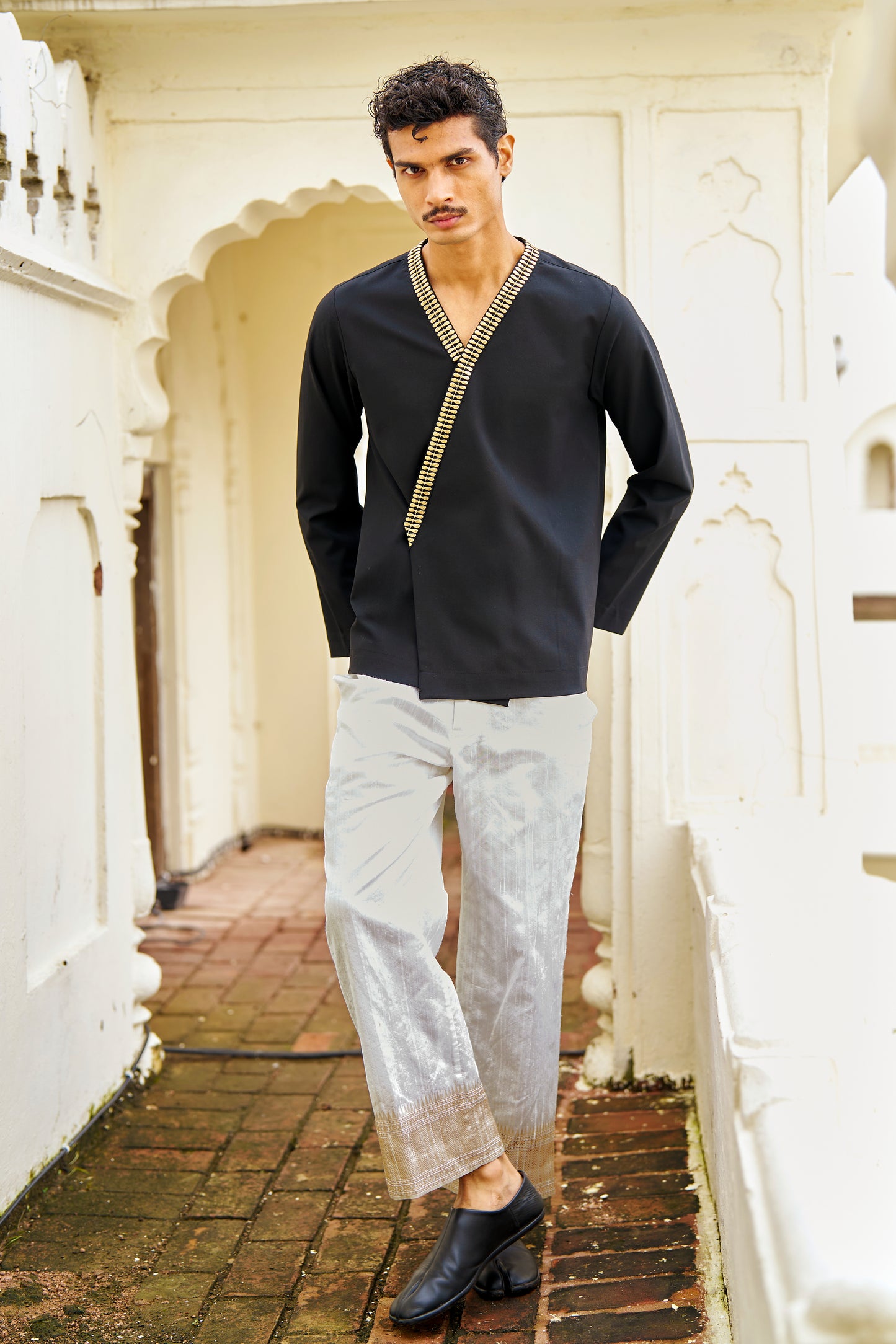 OVERLAP SHIRT WITH EMBROIDERY