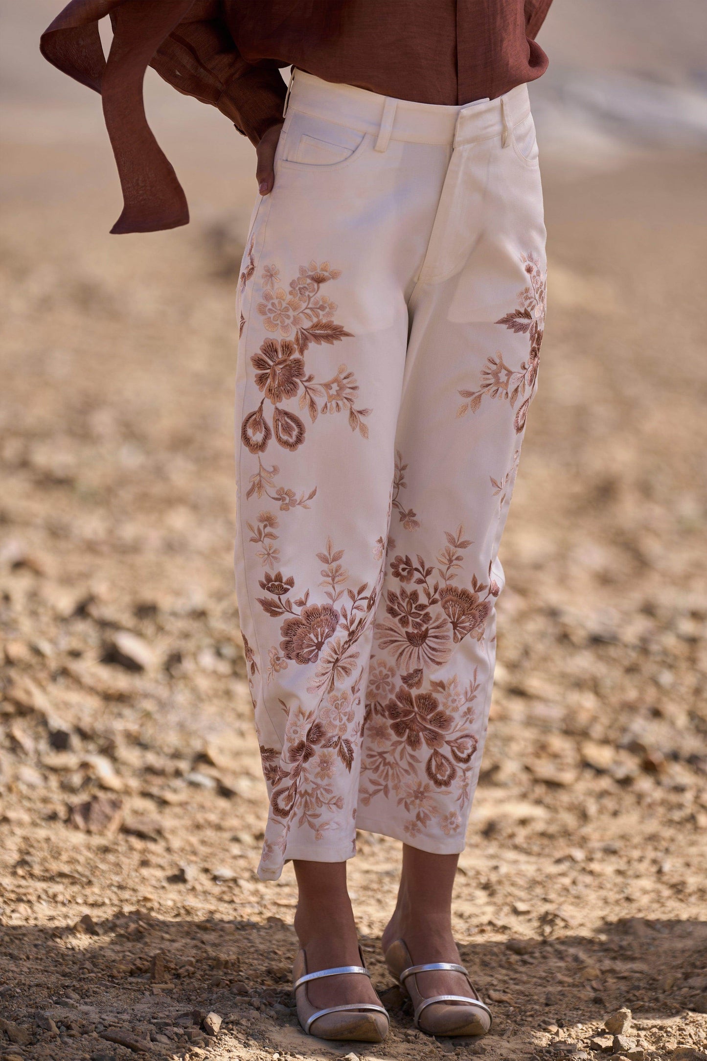 EMBROIDERED BARREL PANT - dash and dot