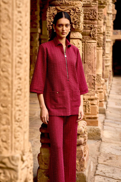 TEXTURED KNIT SET - dash and dot