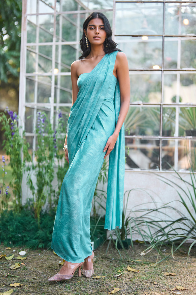 SARI DRAPE GOWN dash and dot