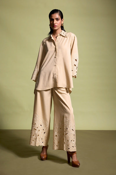 CUTWORK EMBROIDERED SET - dash and dot