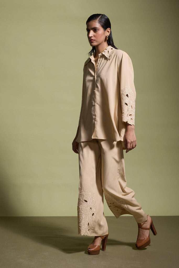 CUTWORK EMBROIDERED SET - dash and dot dash and dot