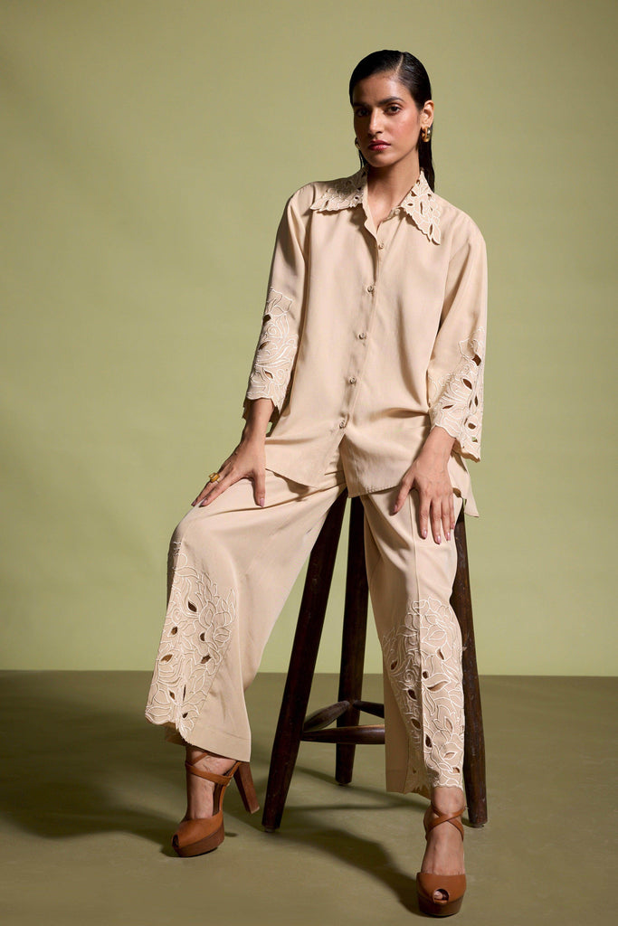 CUTWORK EMBROIDERED SET - dash and dot dash and dot