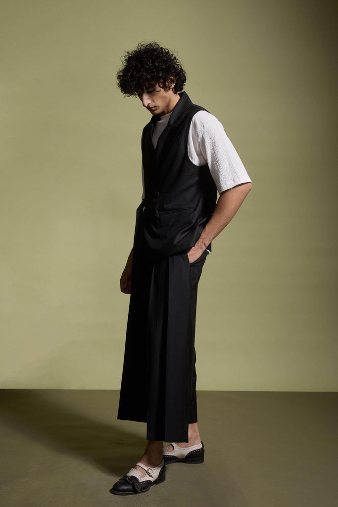 SLEEVELESS BLAZER AND PLEAT PANT SET - dash and dot dash and dot