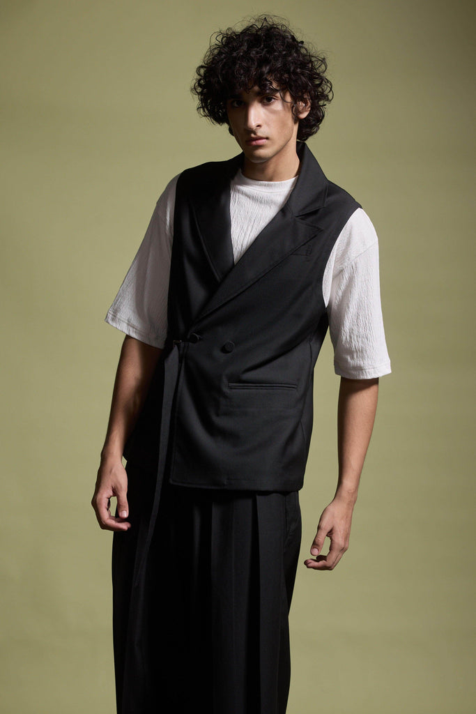 OVERLAP SLEEVELESS BLAZER - dash and dot dash and dot