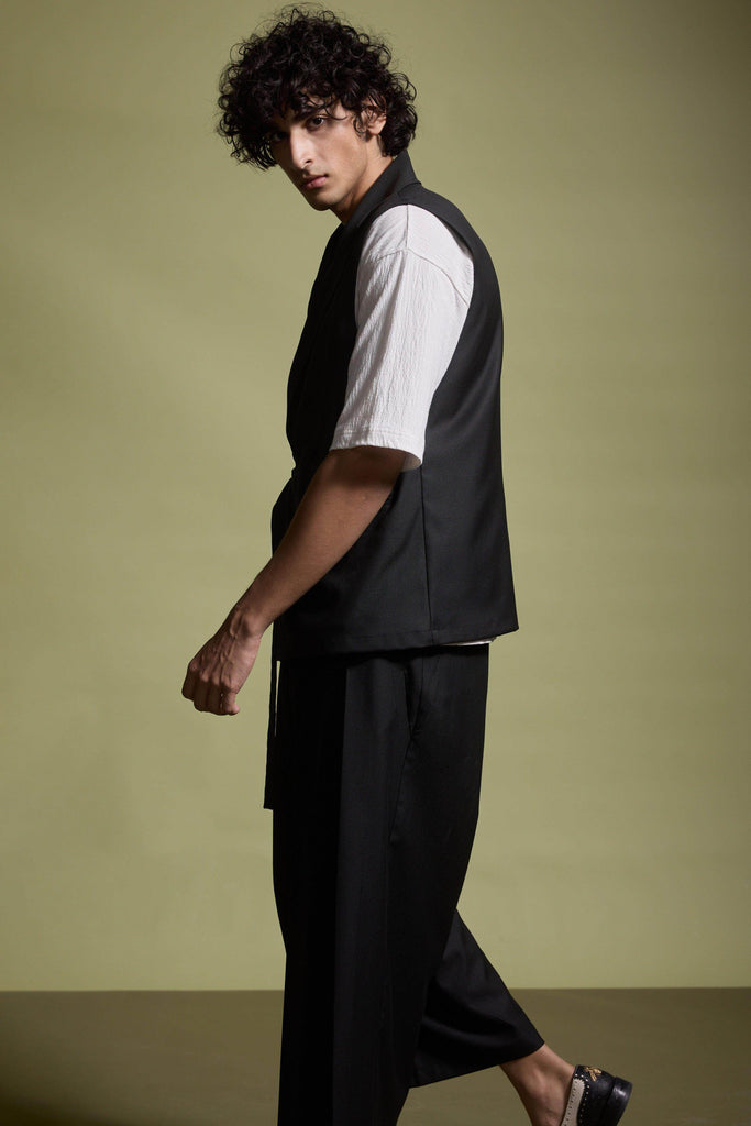 SLEEVELESS BLAZER AND PLEAT PANT SET - dash and dot dash and dot