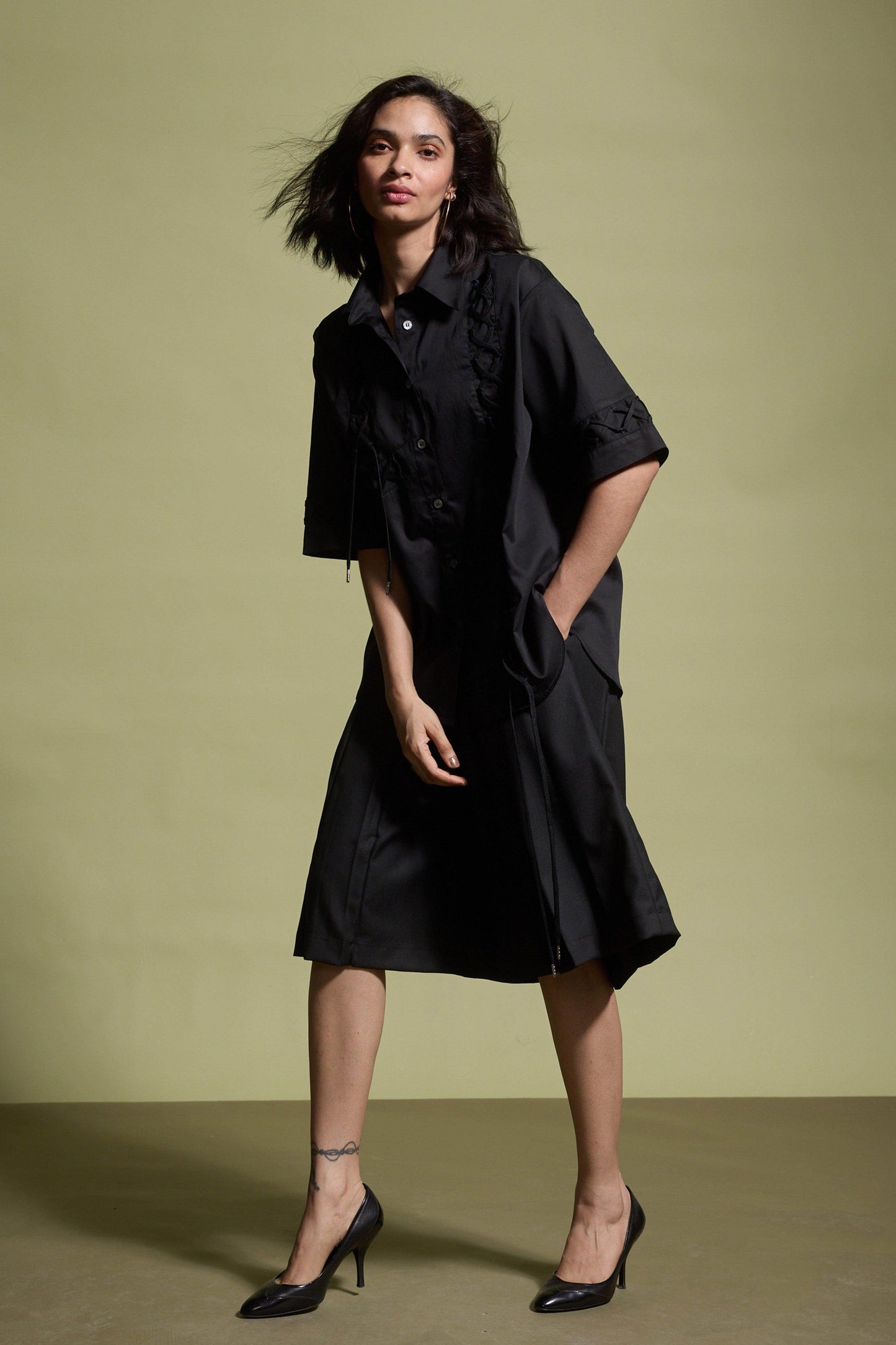 SHOELACE SHIRT - dash and dot