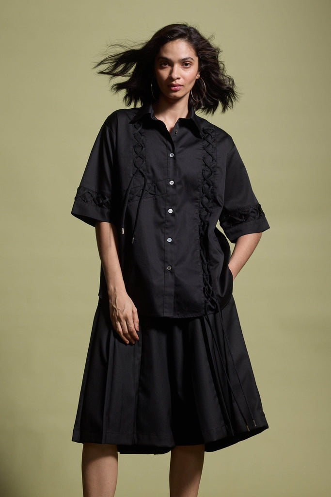 SHOELACE SHIRT - dash and dot dash and dot