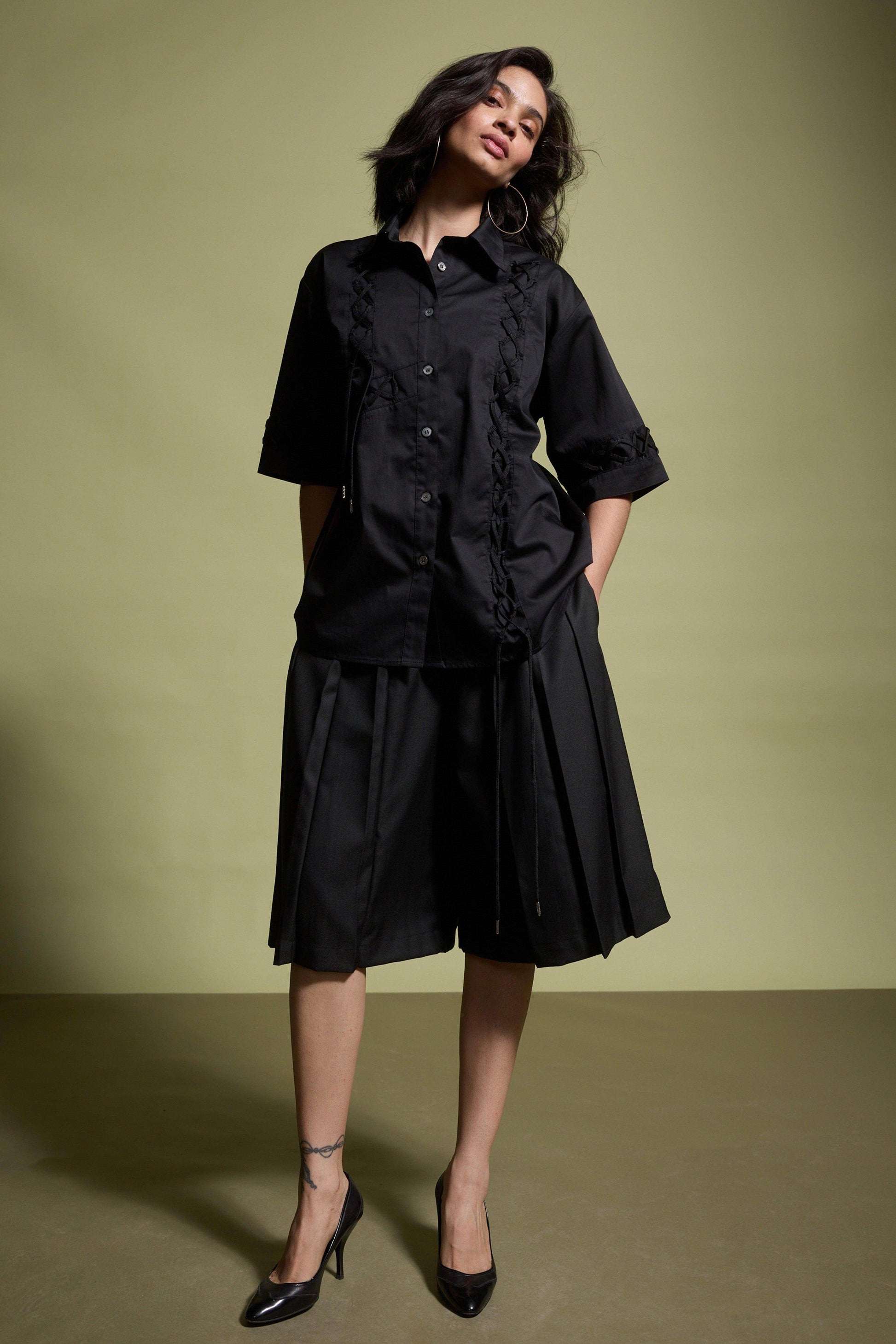 SHOELACE SHIRT - dash and dot