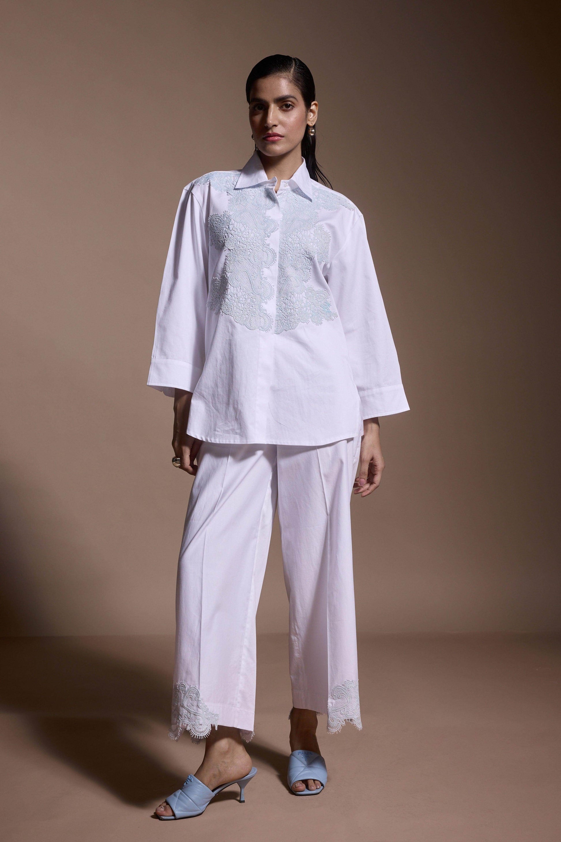 LACE APPLIQUE SHIRT - dash and dot