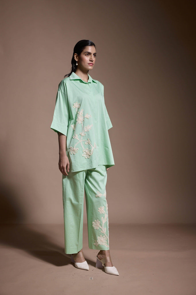 MOTIF EMBROIDERED SET - dash and dot dash and dot