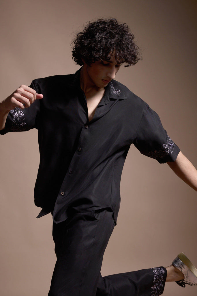 METALLIC EMBROIDERED SET - dash and dot dash and dot