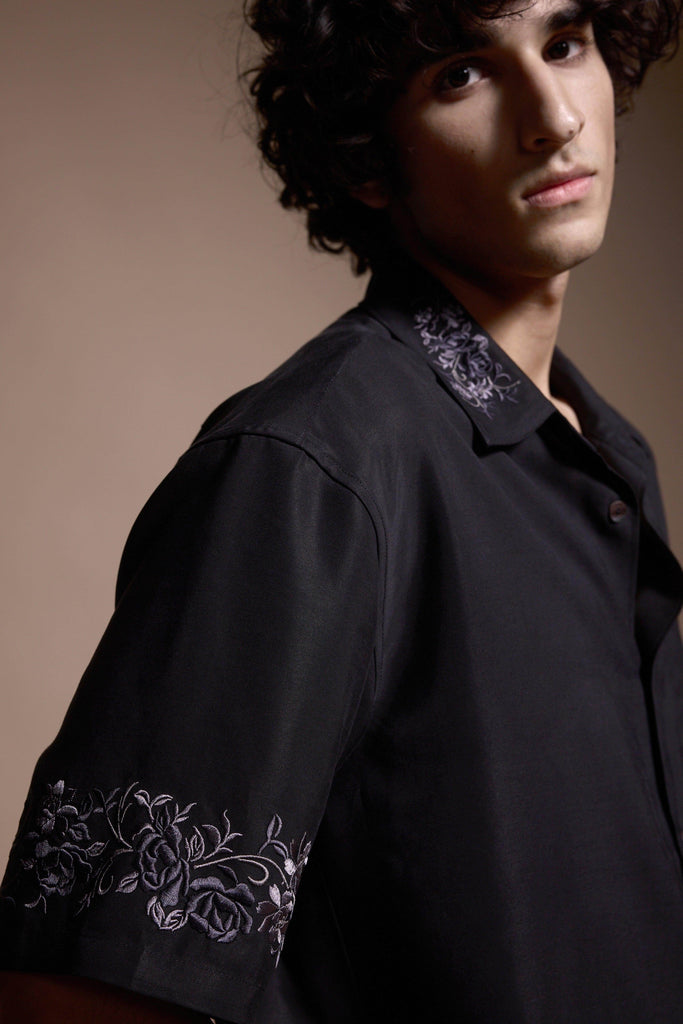 METALLIC EMBROIDERED SET - dash and dot dash and dot