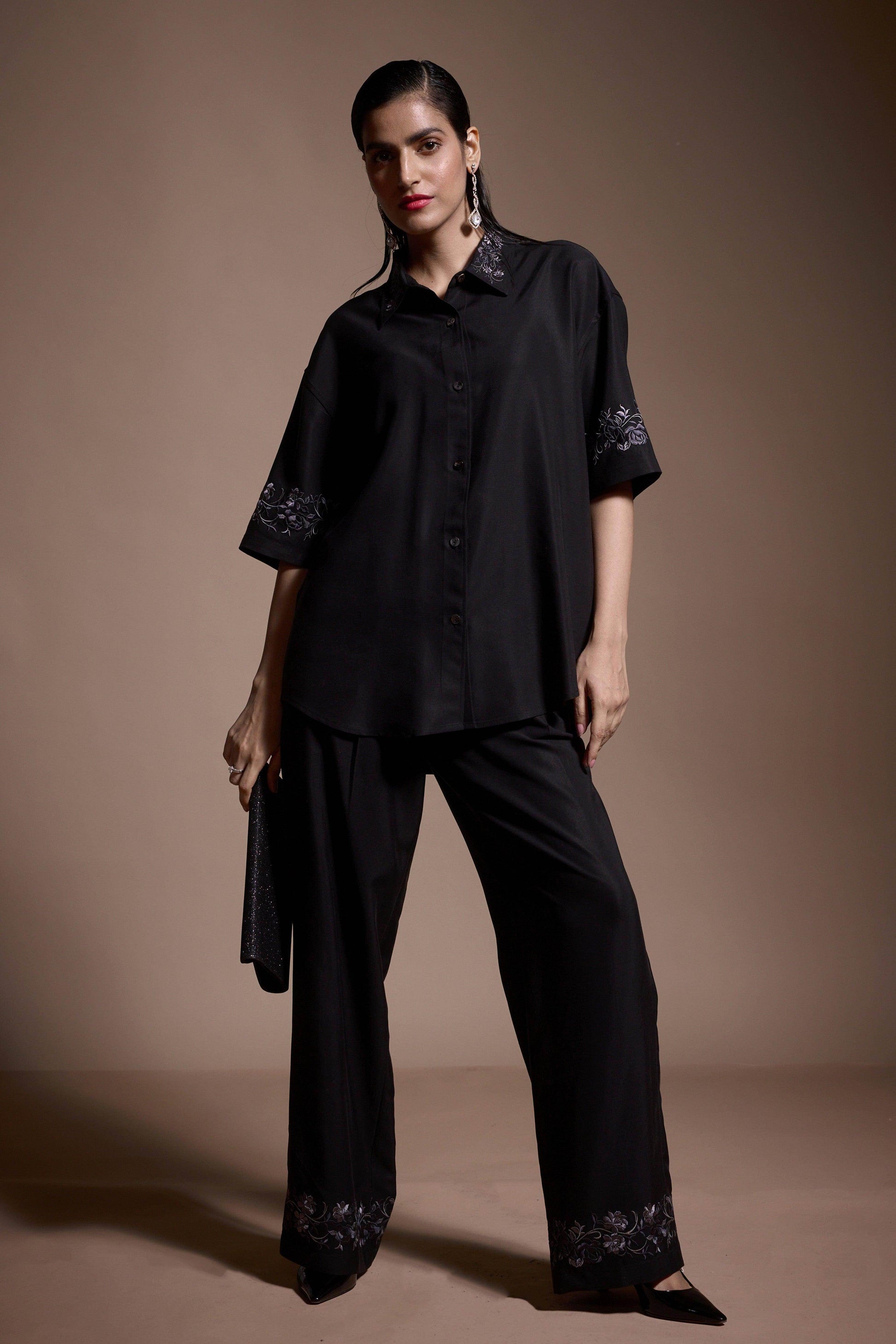 METALLIC EMBROIDERED PANT - dash and dot