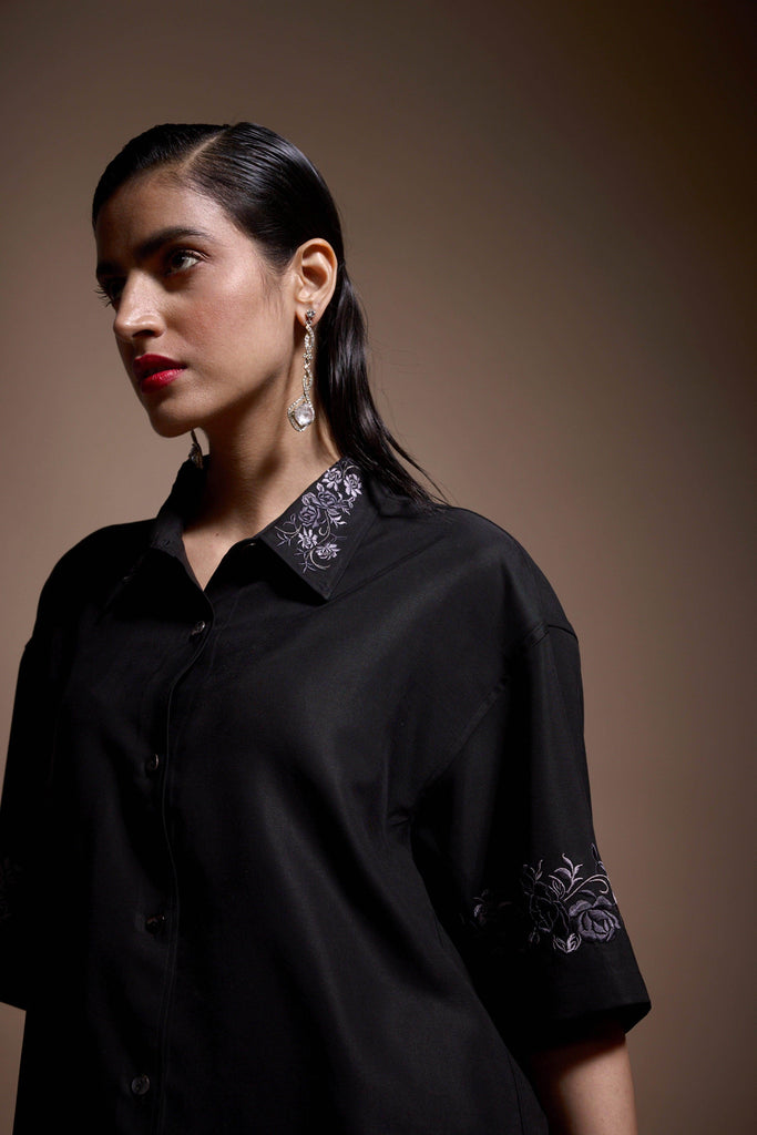 METALLIC EMBROIDERED SET - dash and dot dash and dot